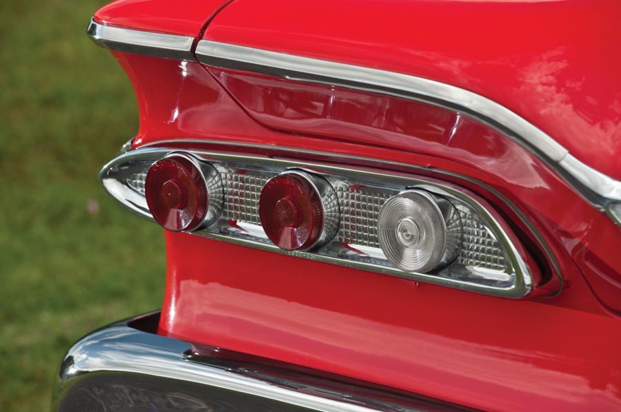 Детали экстерьера Edsel Corsair Convertible 1959 года  (фото 67 из 82)